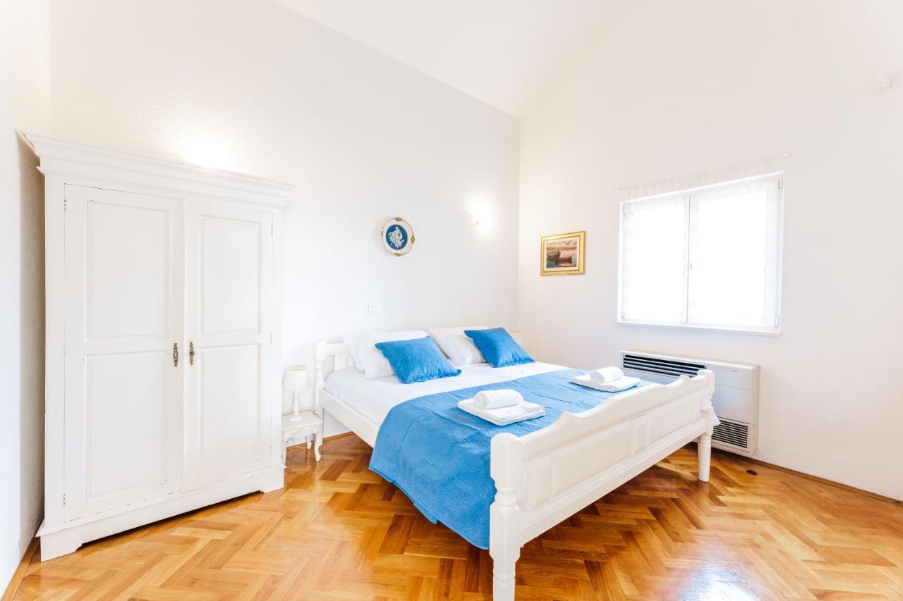 Villa Atrium Makarska Buitenkant foto
